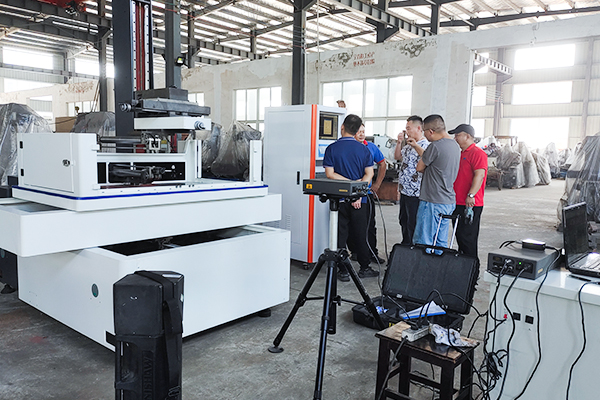 JIANGSU Chuangwei CNC Machine Tool Co. , Ltd.